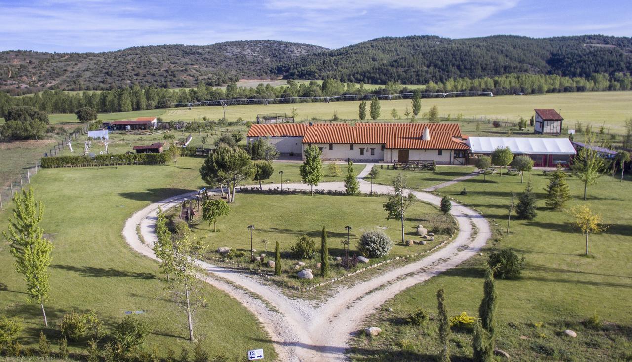 Hotel Albergue Bioclimatico Sabinares Del Arlanza Puentedura Exteriér fotografie