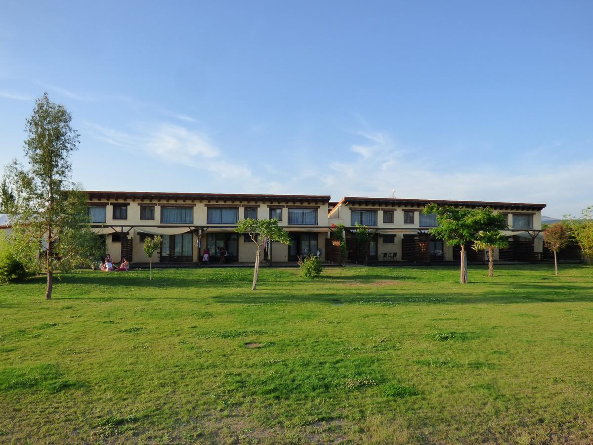 Hotel Albergue Bioclimatico Sabinares Del Arlanza Puentedura Exteriér fotografie