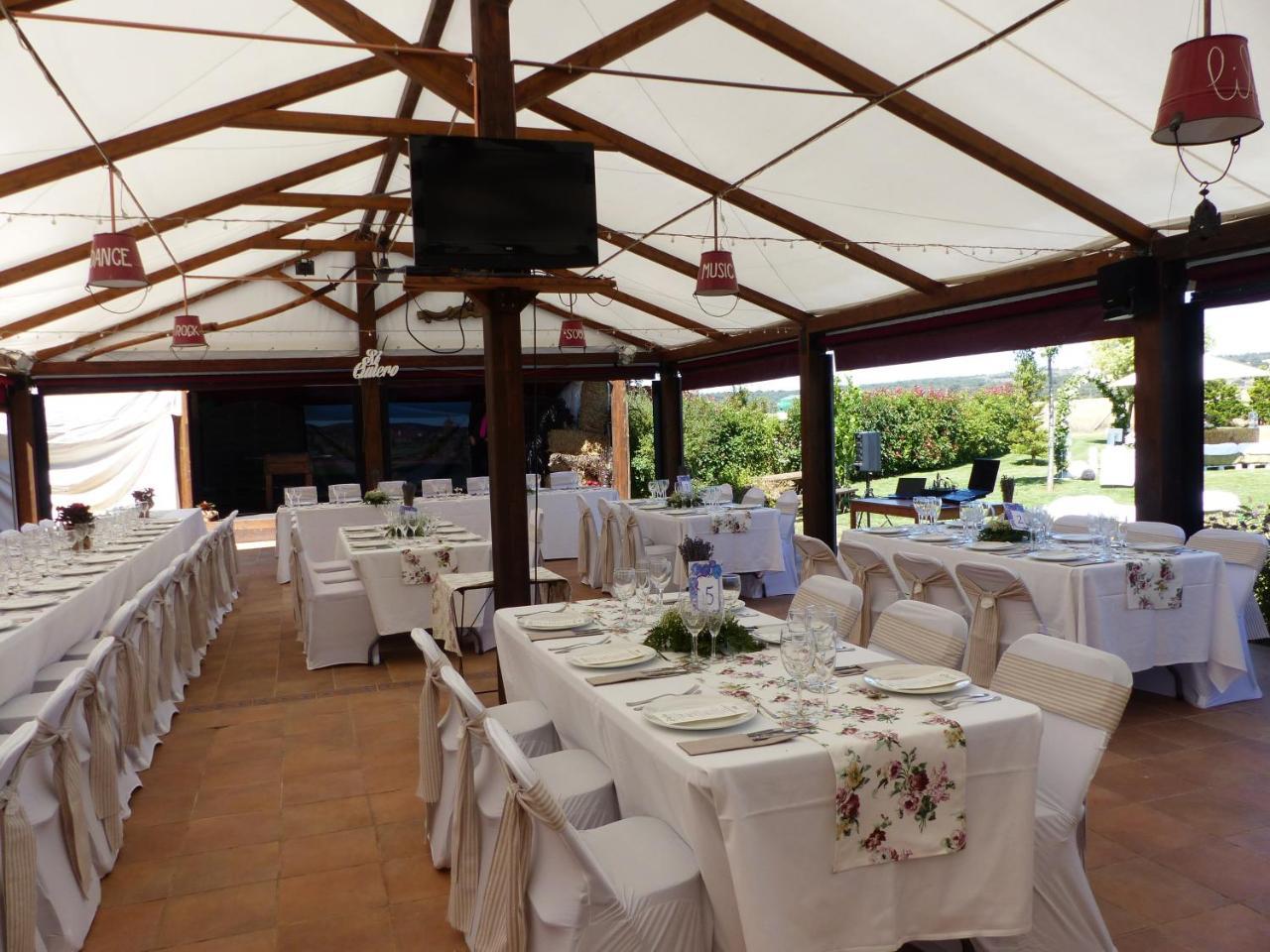 Hotel Albergue Bioclimatico Sabinares Del Arlanza Puentedura Exteriér fotografie